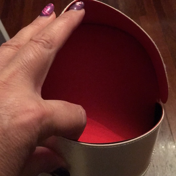 Franco Sarto sunglasses case - Picture 4 of 5